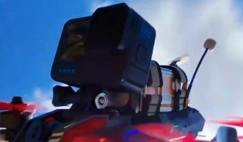 MANTA5 Pro erste Perspektive Sprünge über Reisfelder