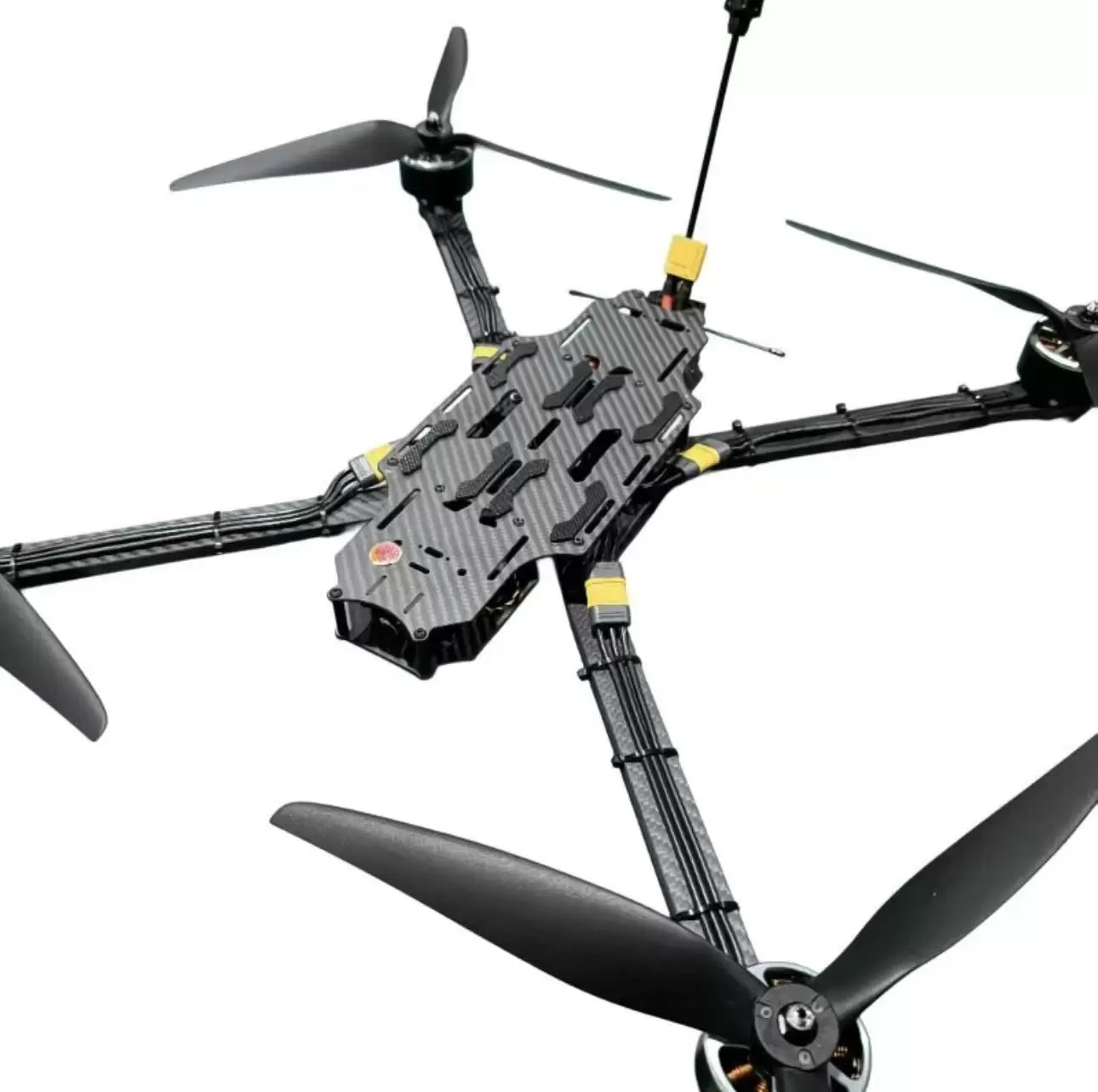 15-Zoll-FPV-Drohne mit KI-Steuerung und Glasfaser&uuml;bertragung